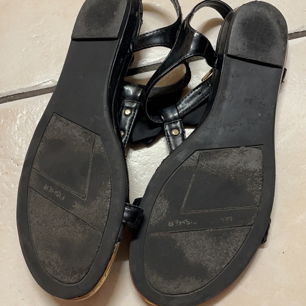 Shoes - Picture 4 of 5